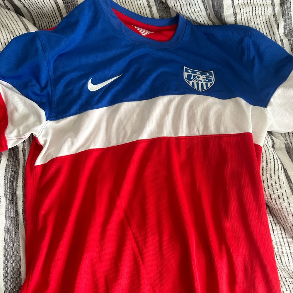 2014 USMNT Nike soccer jersey